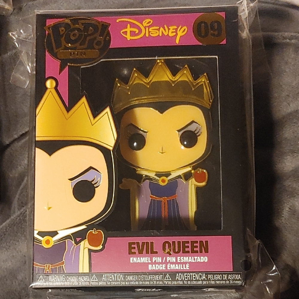 Funko Disney Evil Queen Pop! Pin - Black, Gold, Purple